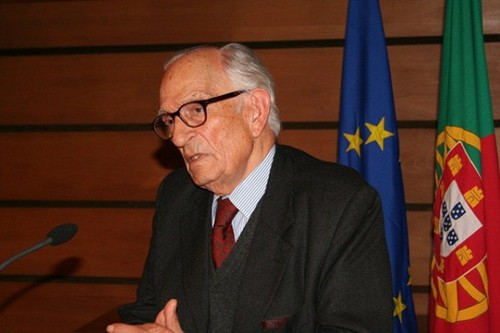 20120322-cnop-adriano-moreira-w003-580x386.jpg 20120322-cnop-adriano-moreira-w003-580x386.jpg