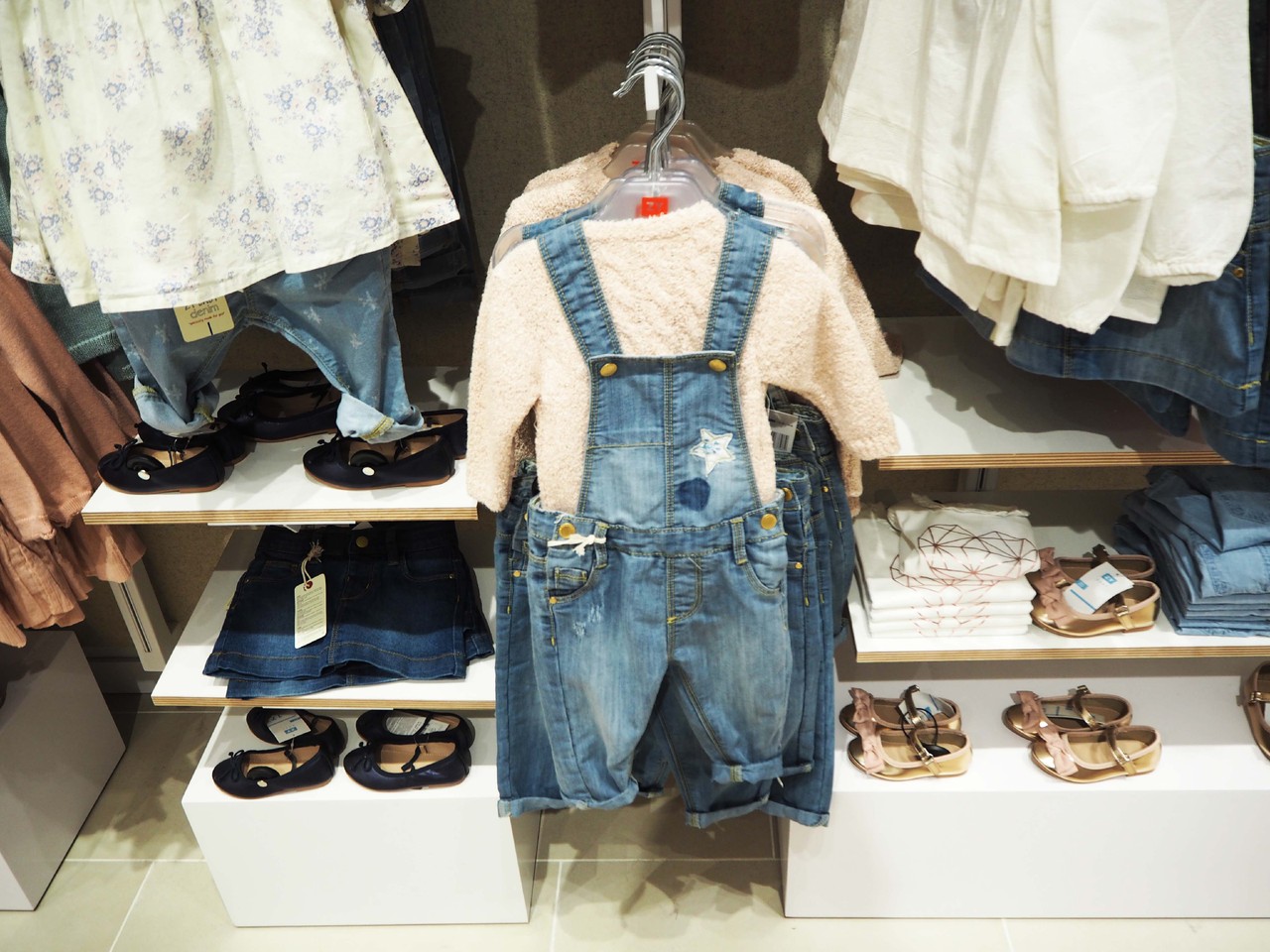 IMG_5480_a.jpg IMG_5480_a.jpg