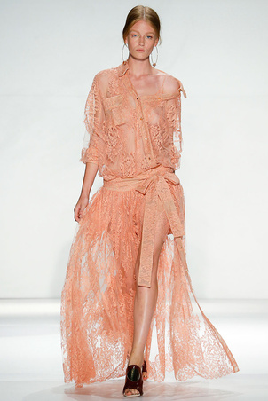 como_vestir_para_una_cita_romantica_606135612_302x